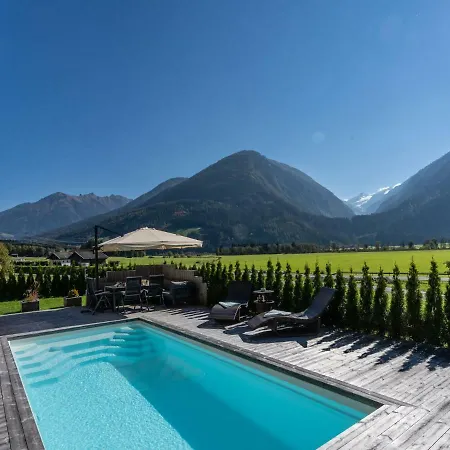 Chalé In With Pool